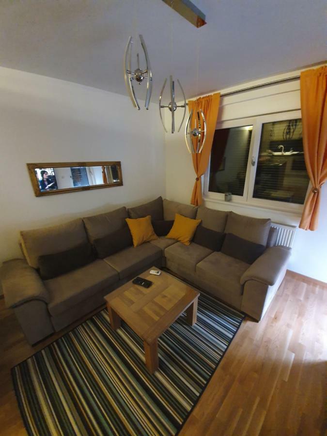 Apartman Lux Добой Экстерьер фото