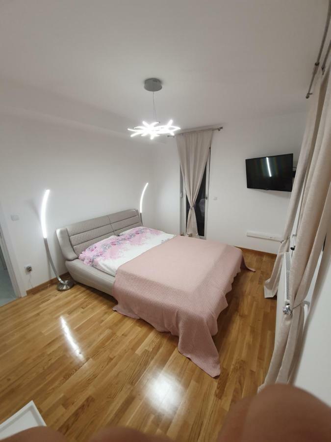 Apartman Lux Добой Экстерьер фото