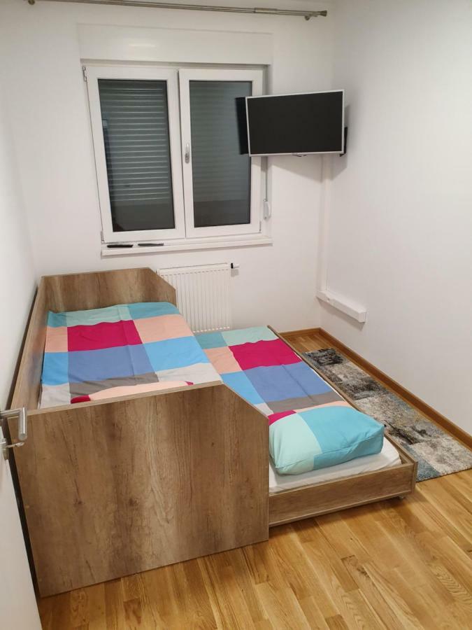 Apartman Lux Добой Экстерьер фото